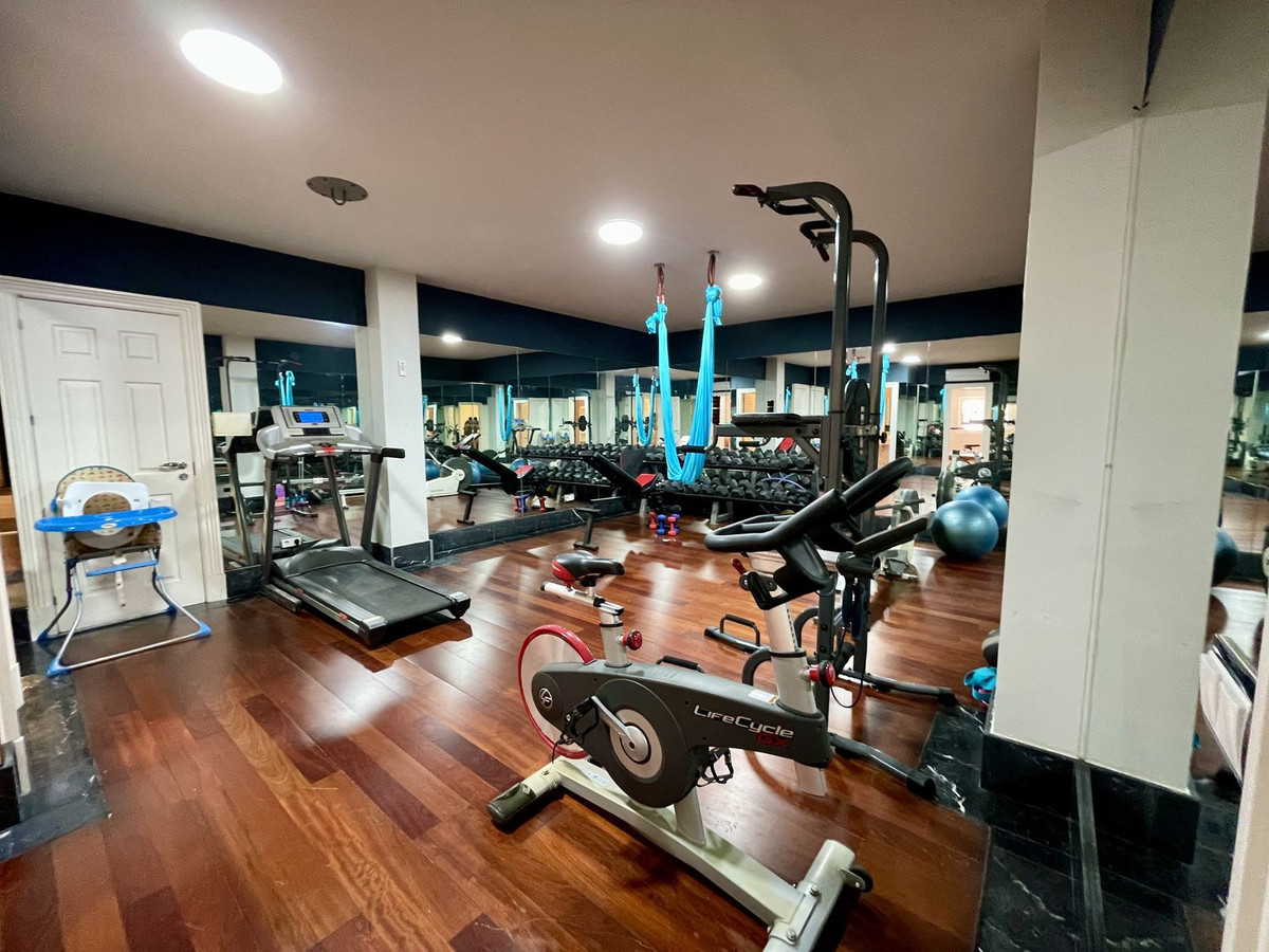 6 Bed Townhouse for sale in Alicante Costa Blanca, Alicante, Spain