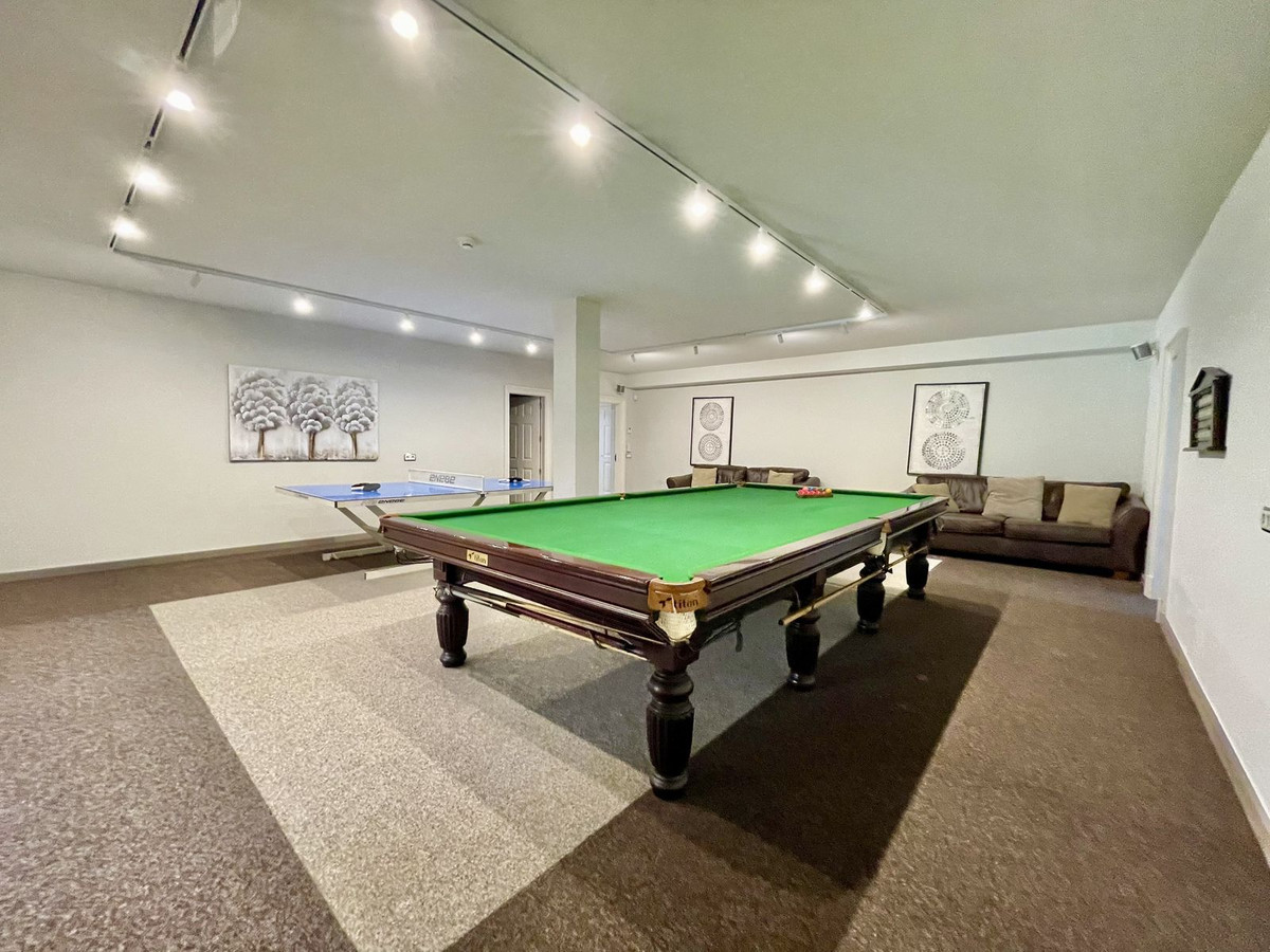 6 Bed Townhouse for sale in Alicante Costa Blanca, Alicante, Spain