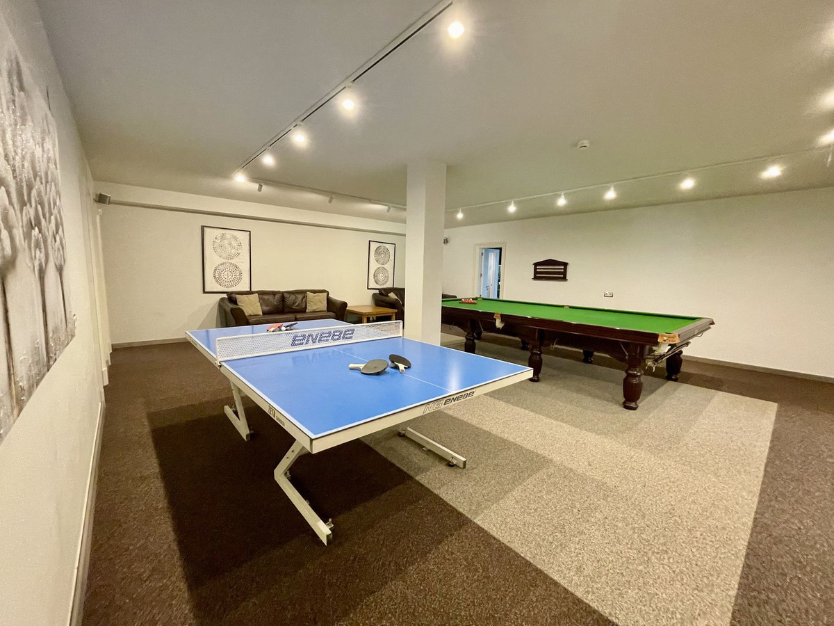 6 Bed Townhouse for sale in Alicante Costa Blanca, Alicante, Spain