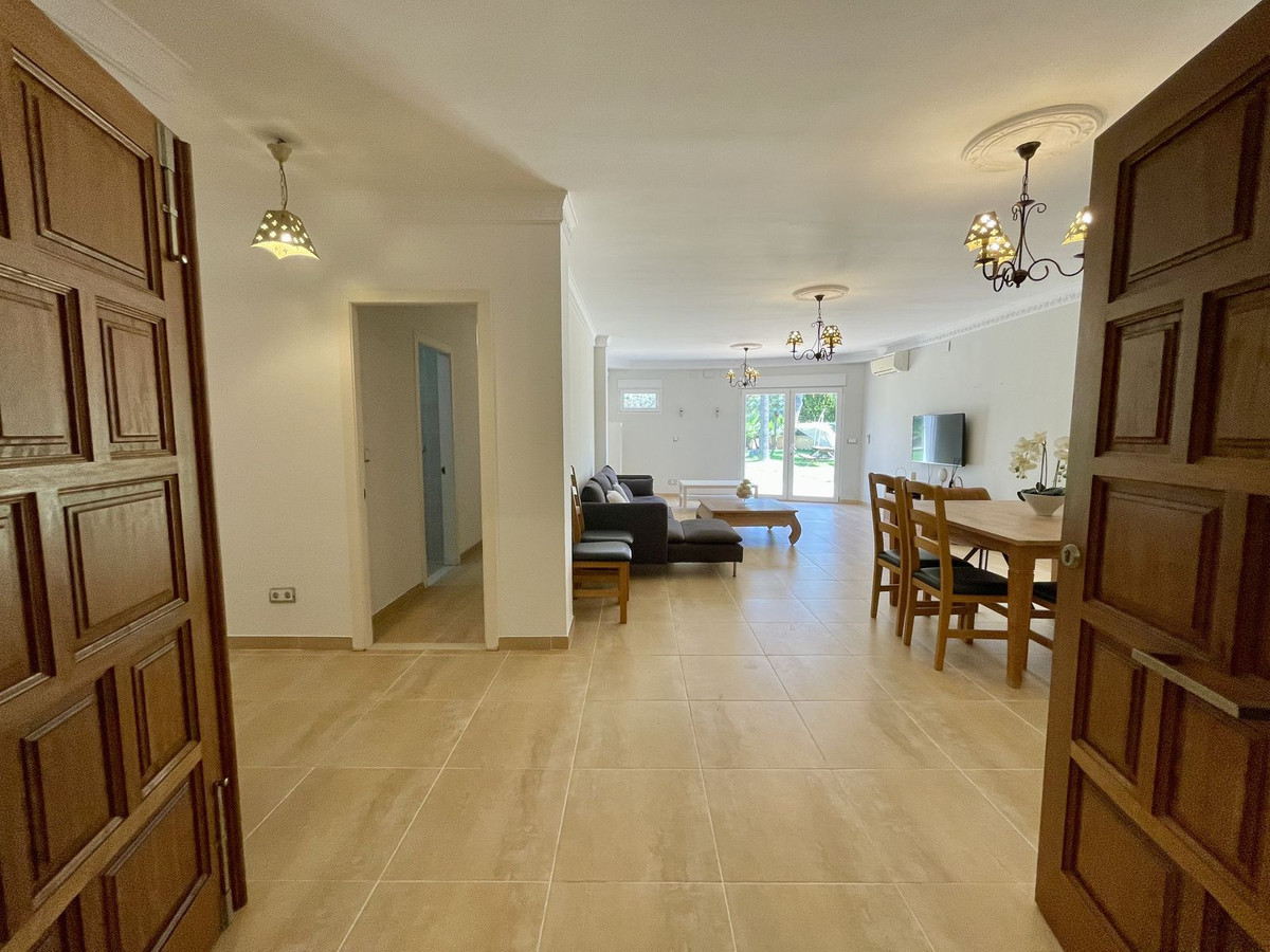 6 Bed Townhouse for sale in Alicante Costa Blanca, Alicante, Spain