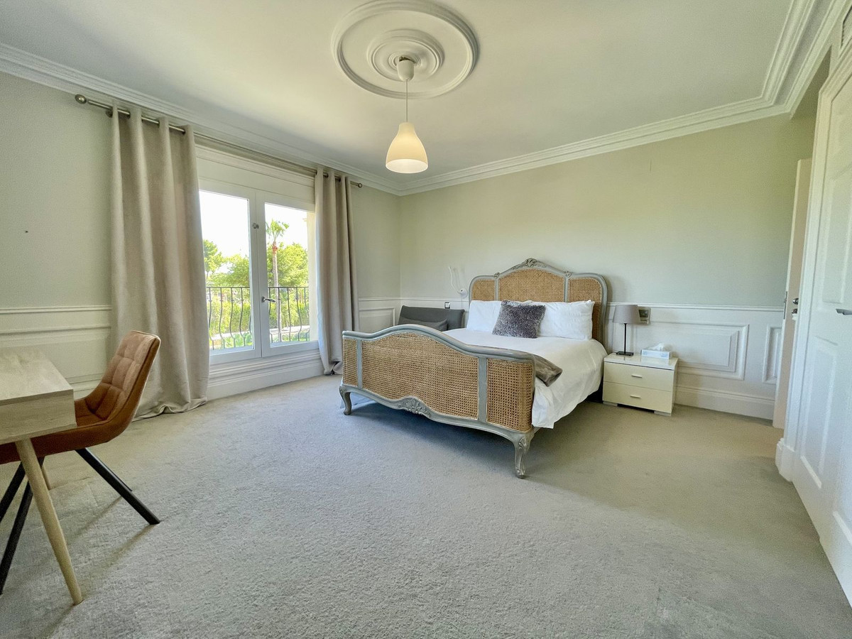 6 Bed Townhouse for sale in Alicante Costa Blanca, Alicante, Spain