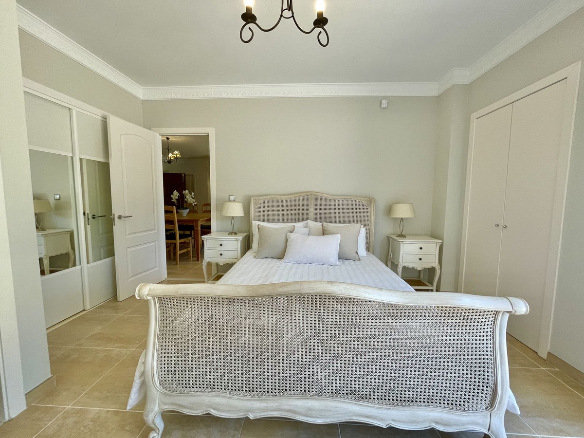 6 Bed Townhouse for sale in Alicante Costa Blanca, Alicante, Spain