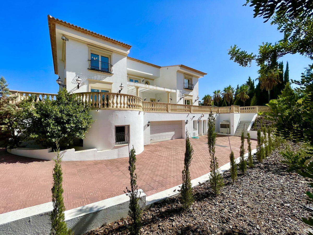 6 Bed Townhouse for sale in Alicante Costa Blanca, Alicante, Spain