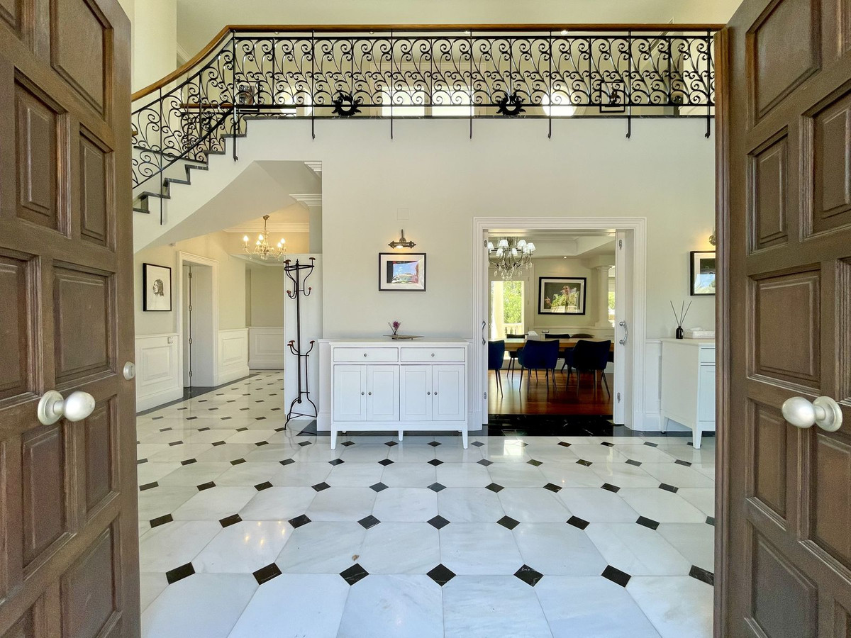 6 Bed Townhouse for sale in Alicante Costa Blanca, Alicante, Spain