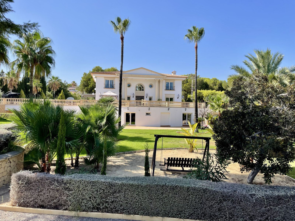 6 Bed Townhouse for sale in Alicante Costa Blanca, Alicante, Spain