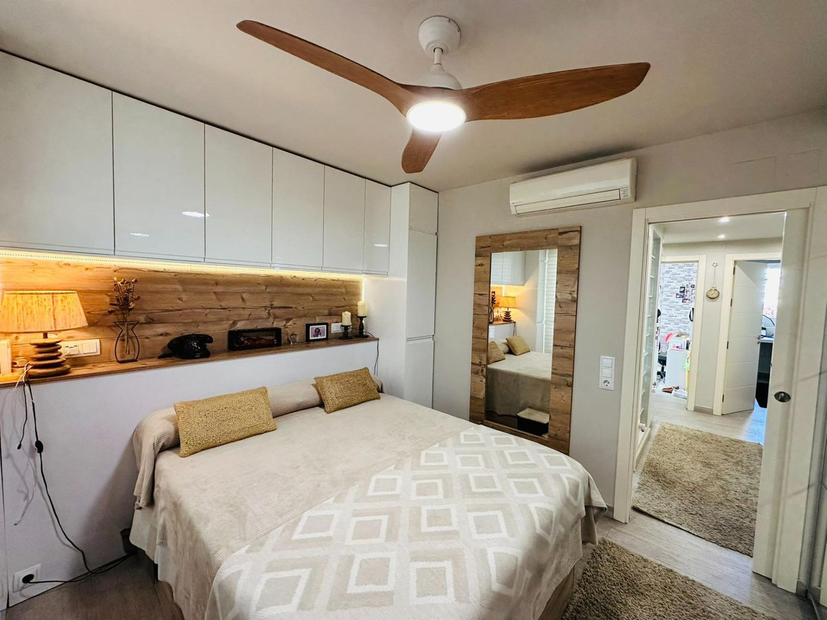 Se vende Apartamento Planta Media de 3 dormitorios en Costa Del Sol, Málaga, España