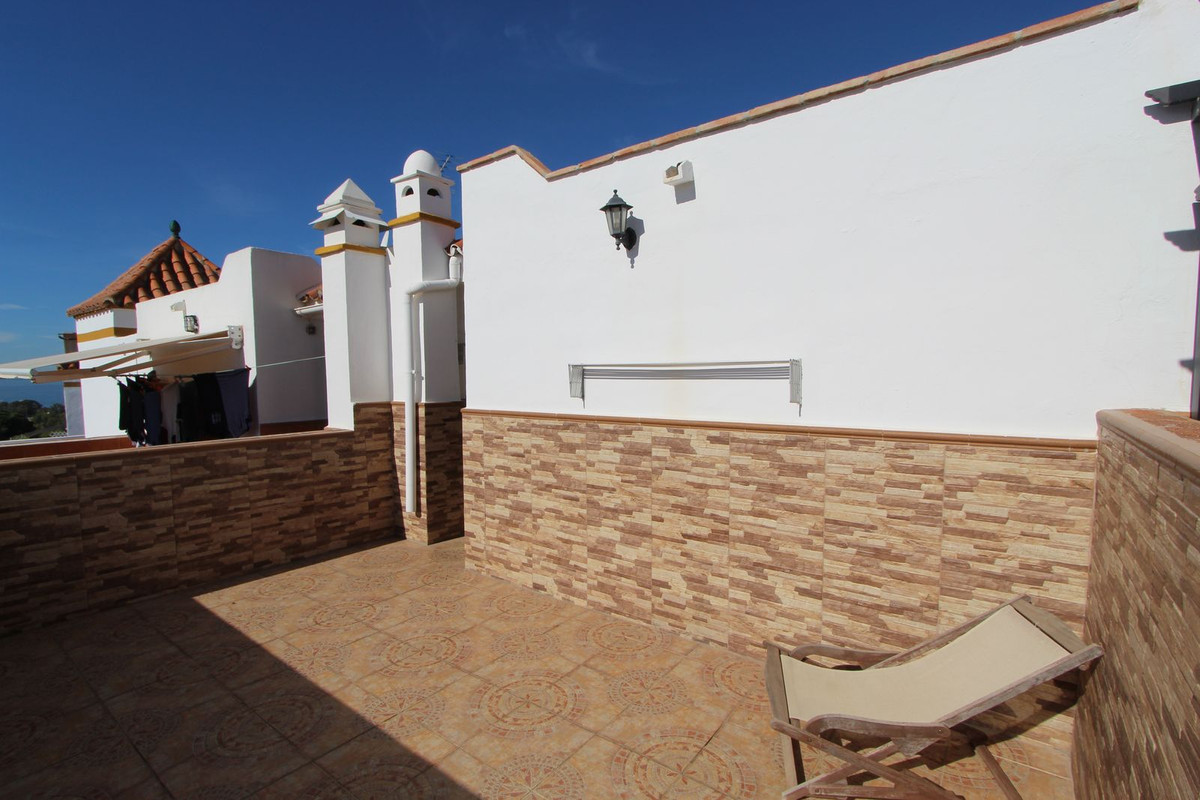 5 Bed Townhouse for sale in Marbella Costa Del Sol, Málaga, Spain