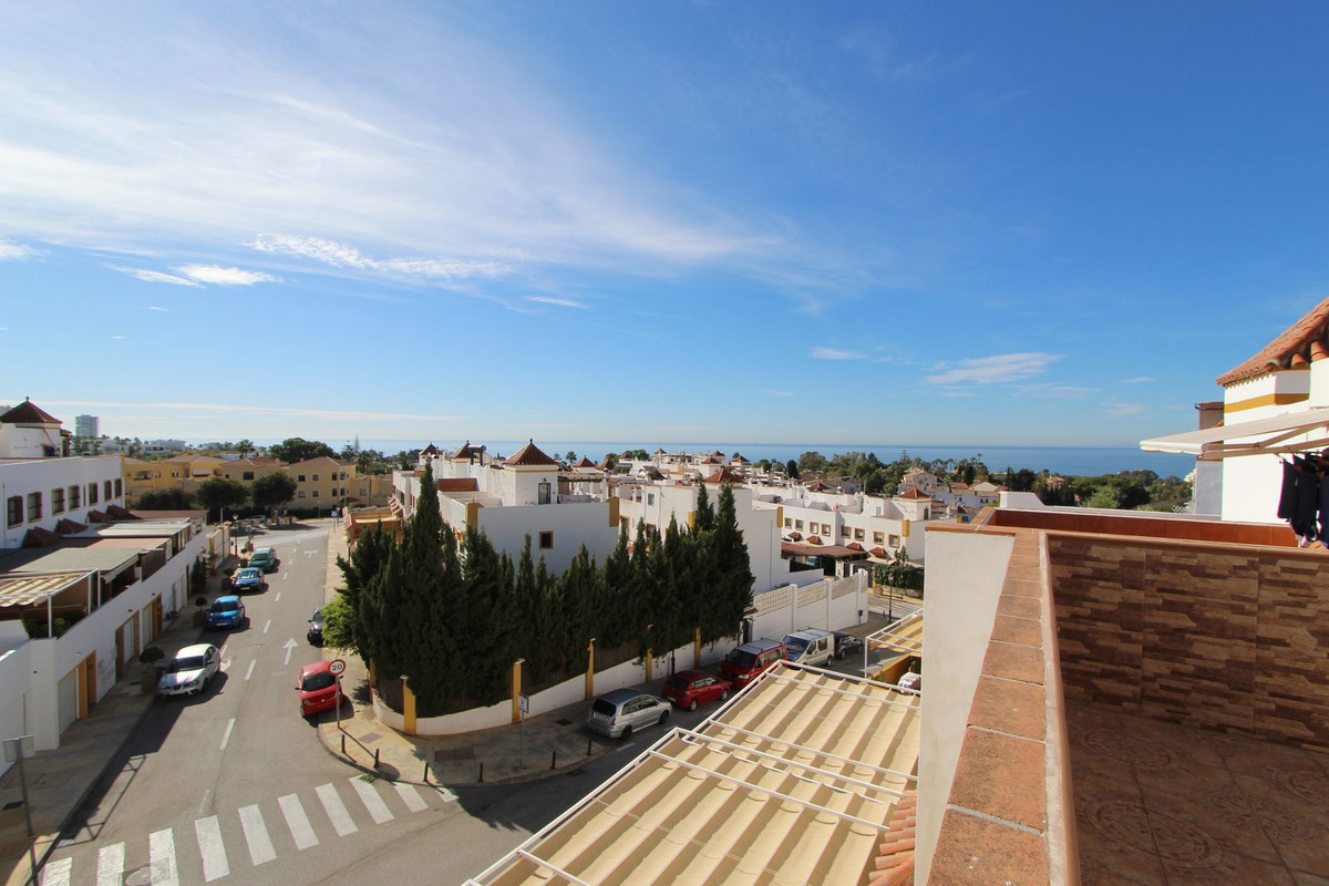 5 Bed Townhouse for sale in Marbella Costa Del Sol, Málaga, Spain