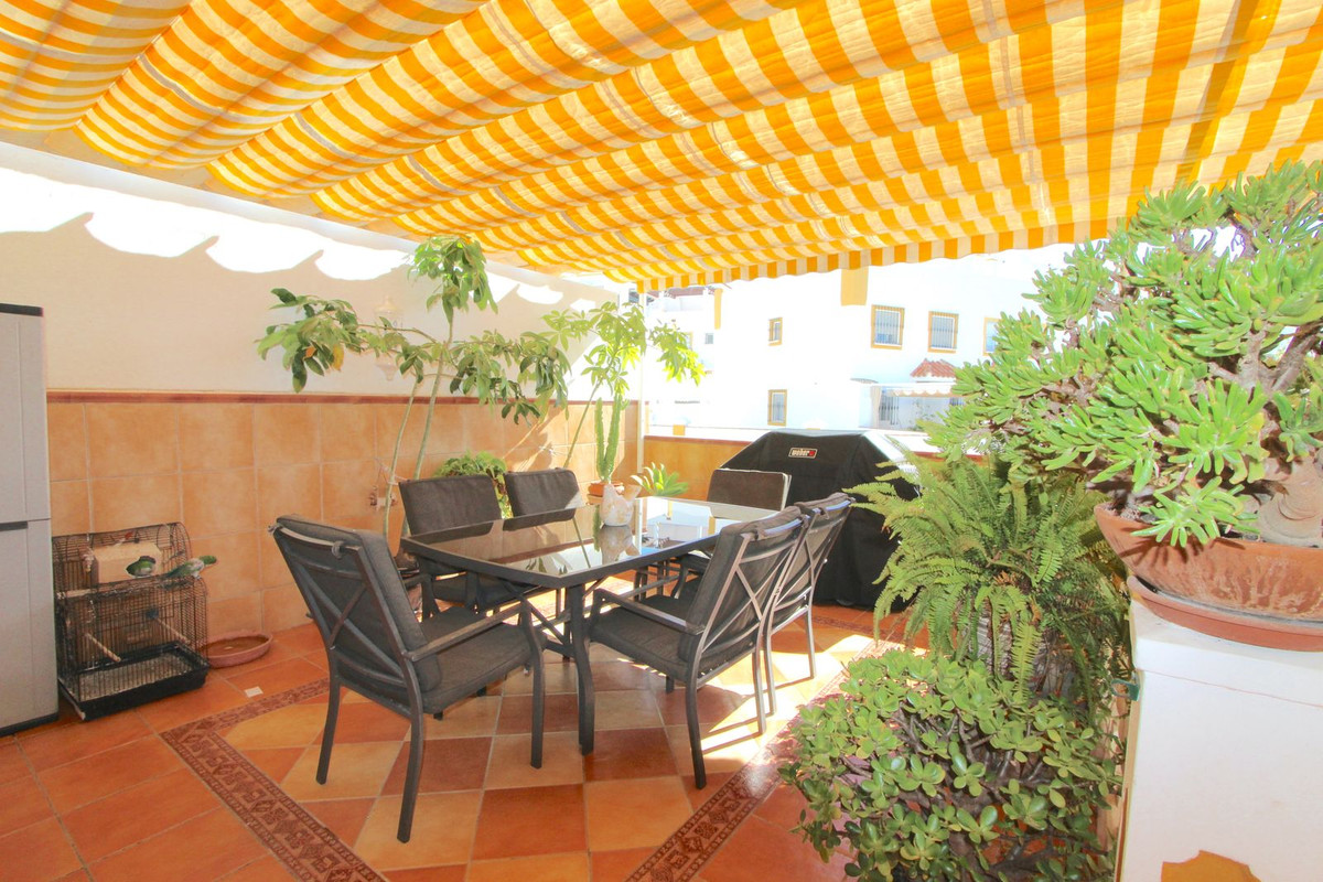 5 Bed Townhouse for sale in Marbella Costa Del Sol, Málaga, Spain