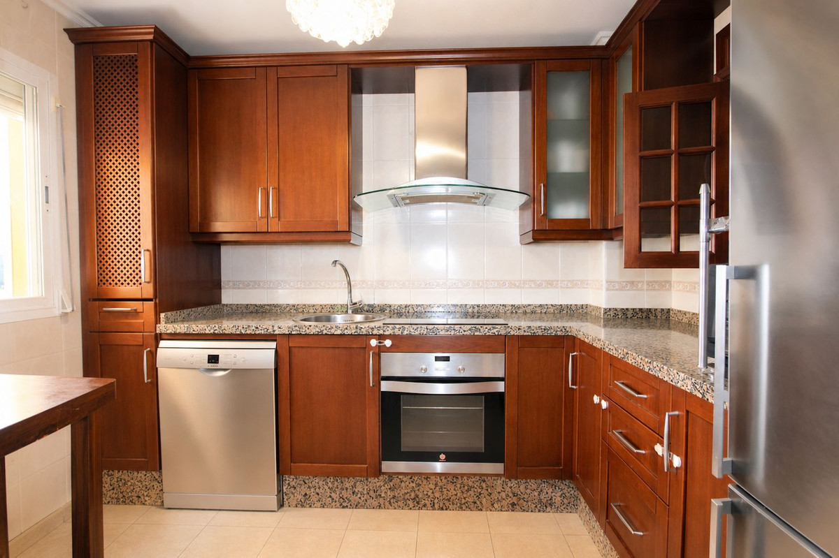 5 Bed Townhouse for sale in Marbella Costa Del Sol, Málaga, Spain