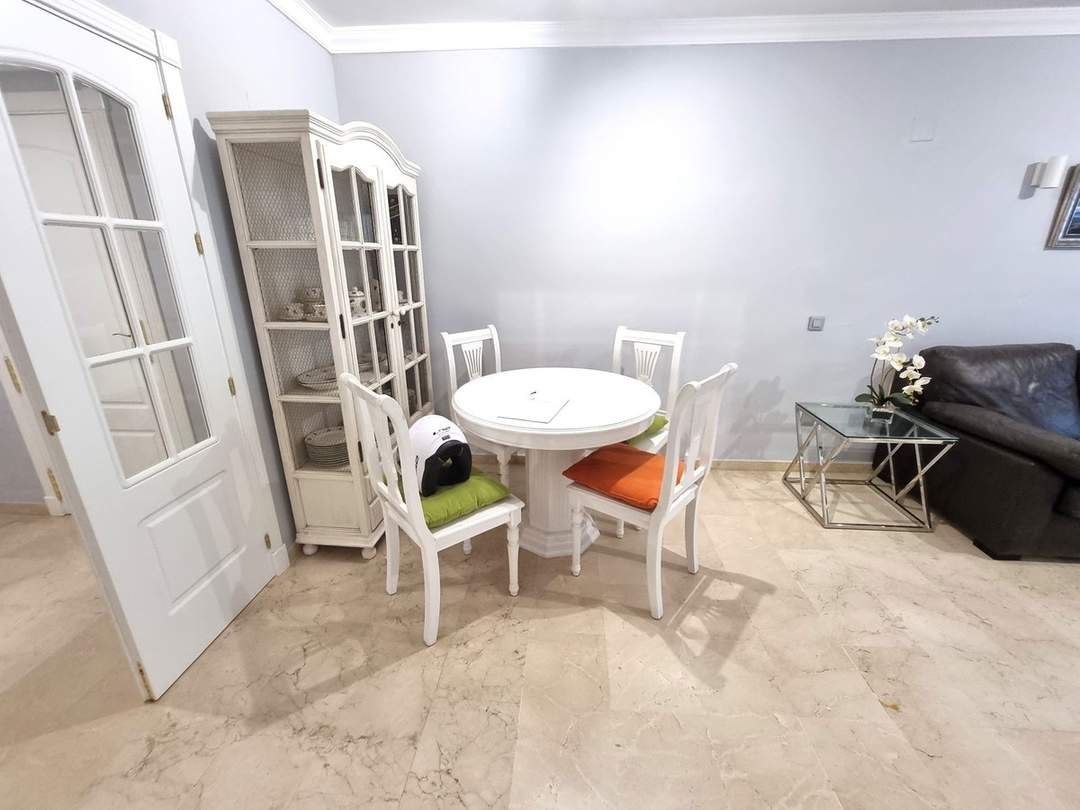 2 Bed Apartment for sale in Puerto Banús Costa Del Sol, Málaga, Spain