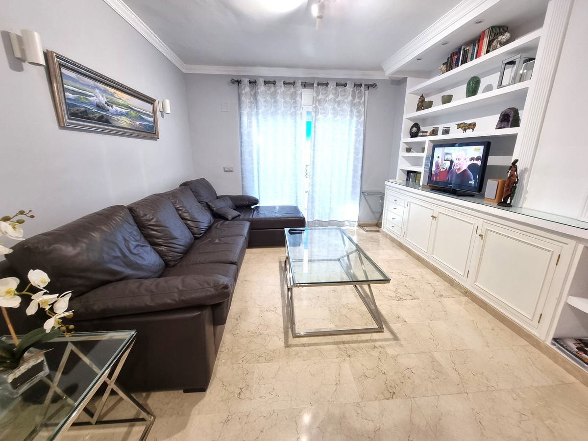 2 Bed Apartment for sale in Puerto Banús Costa Del Sol, Málaga, Spain