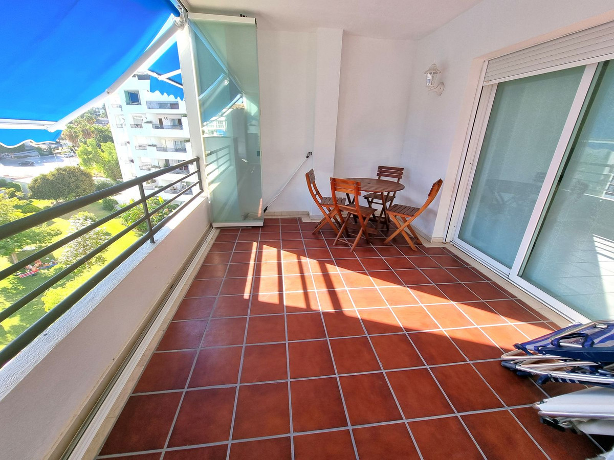 2 Bed Apartment for sale in Puerto Banús Costa Del Sol, Málaga, Spain
