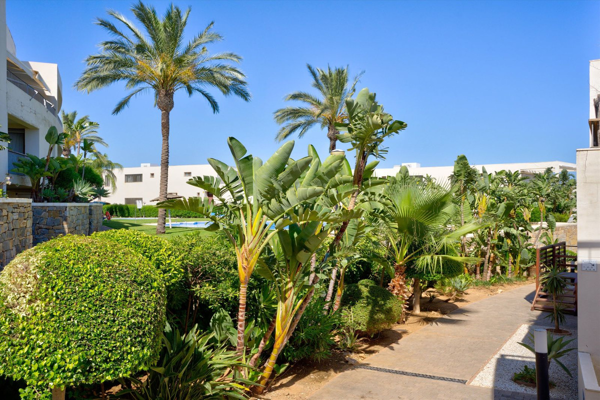 Se vende Apartamento Planta Media de 3 dormitorios en Costa Del Sol, Málaga, España