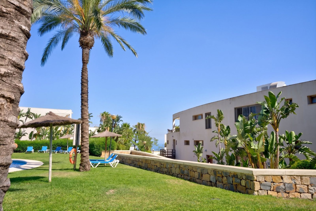 Se vende Apartamento Planta Media de 3 dormitorios en Costa Del Sol, Málaga, España