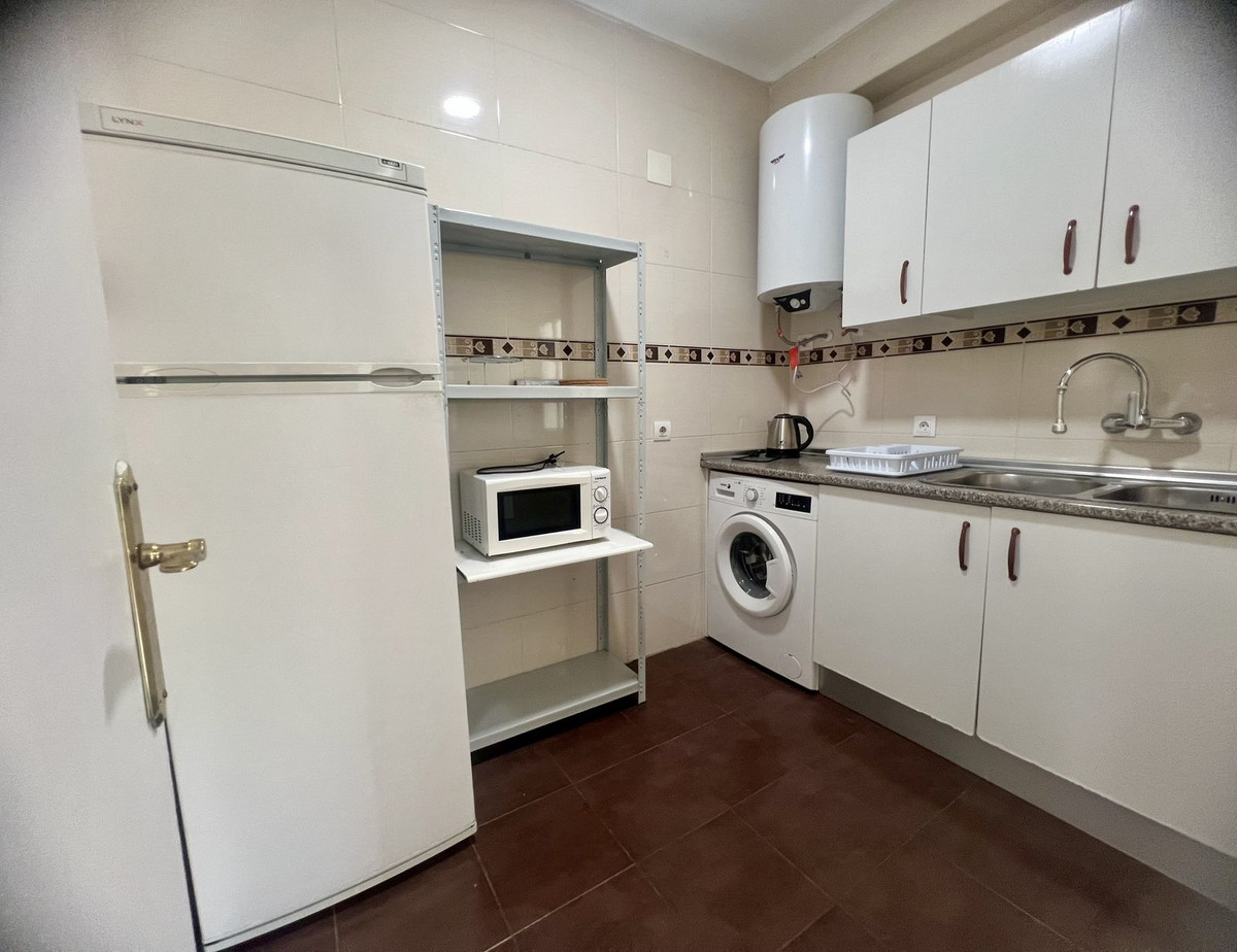 Se vende Apartamento Planta Media de 3 dormitorios en Costa Del Sol, Málaga, España