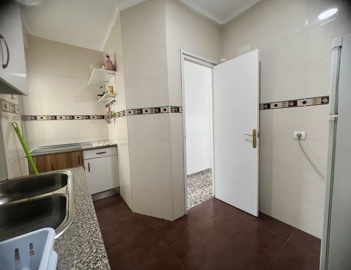 Se vende Apartamento Planta Media de 3 dormitorios en Costa Del Sol, Málaga, España