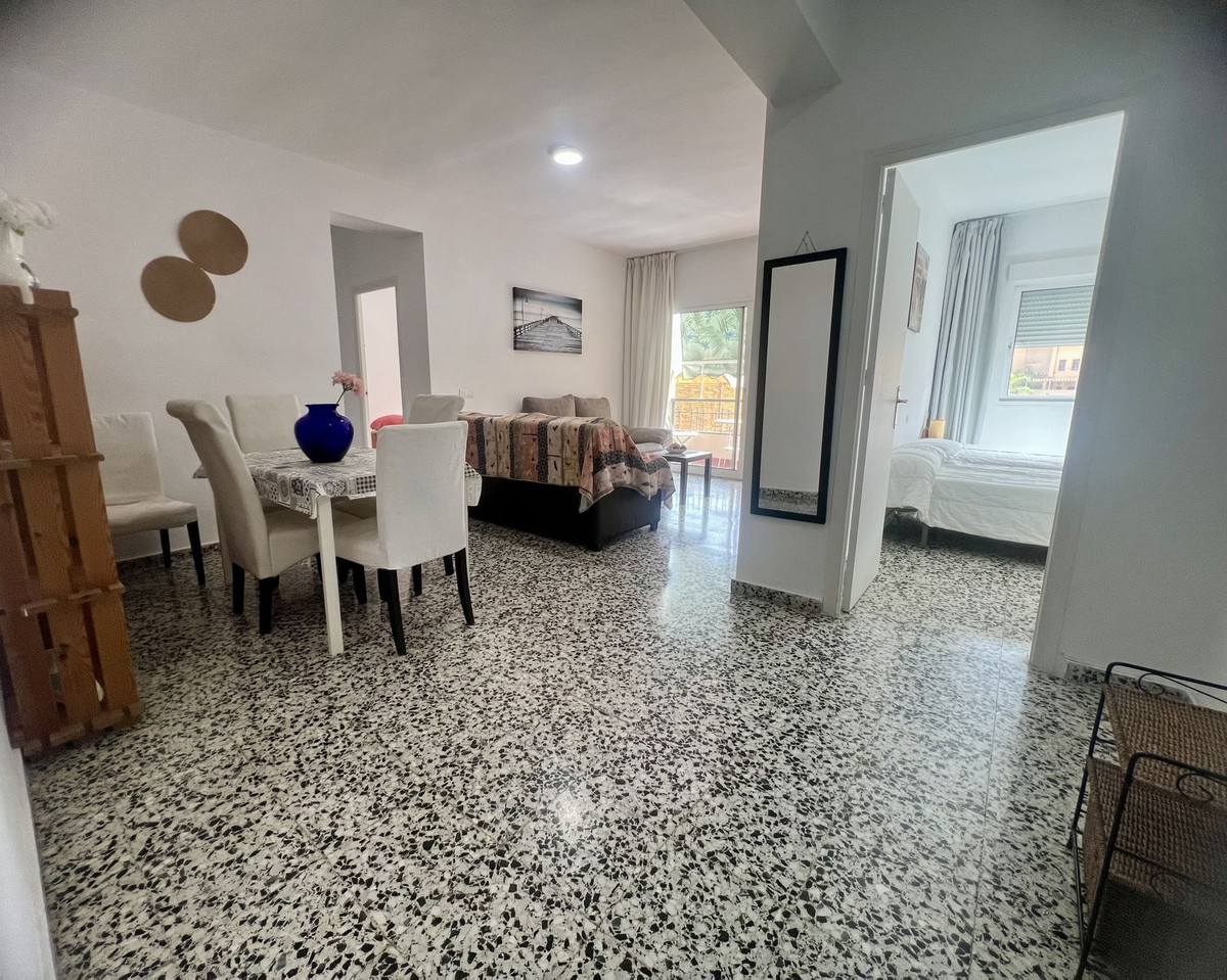 Se vende Apartamento Planta Media de 3 dormitorios en Costa Del Sol, Málaga, España