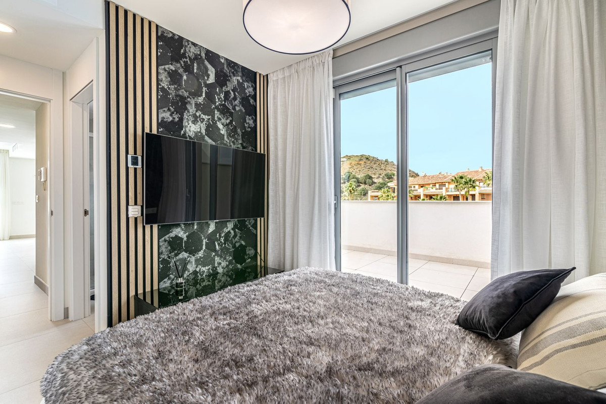 2 Bed Apartment for sale in Calanova Golf Costa Del Sol, Málaga, Spain