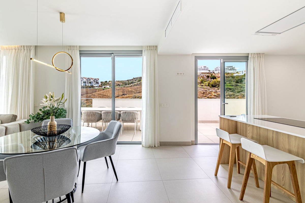 2 Bed Apartment for sale in Calanova Golf Costa Del Sol, Málaga, Spain