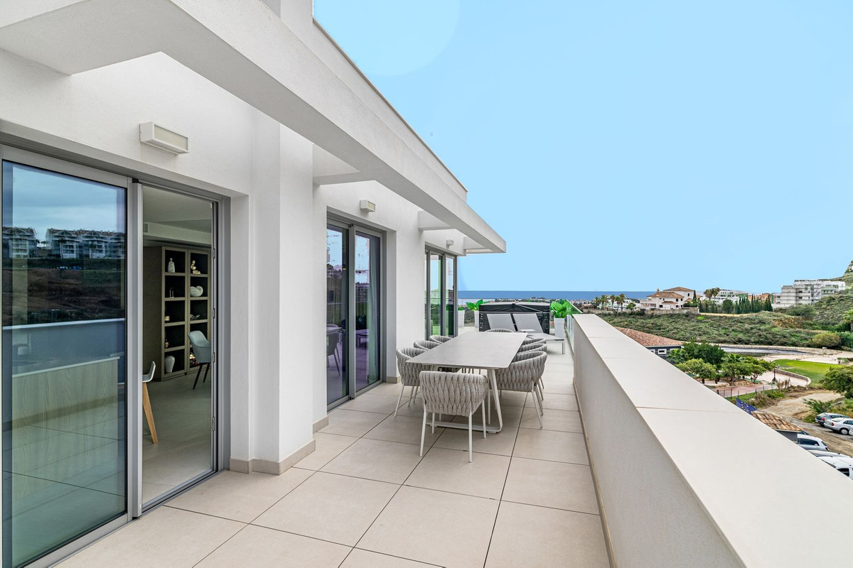 2 Bed Apartment for sale in Calanova Golf Costa Del Sol, Málaga, Spain