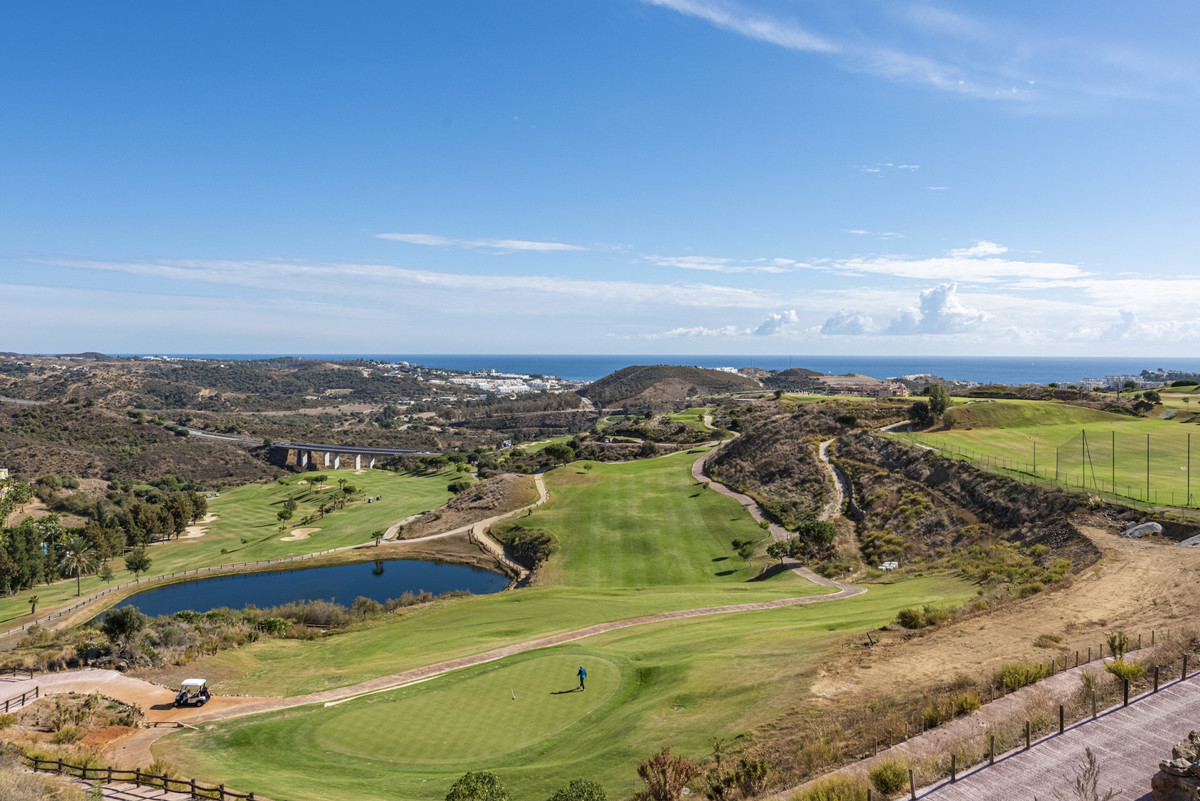2 Bed Apartment for sale in Calanova Golf Costa Del Sol, Málaga, Spain