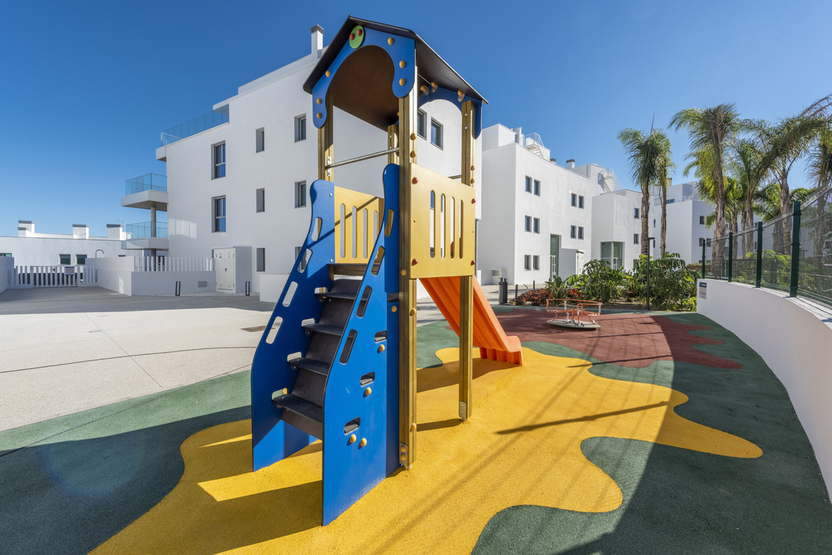 2 Bed Apartment for sale in Calanova Golf Costa Del Sol, Málaga, Spain