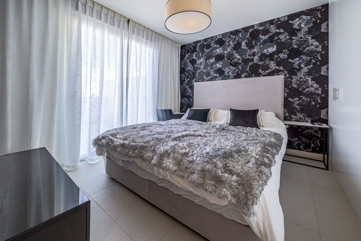 2 Bed Apartment for sale in Calanova Golf Costa Del Sol, Málaga, Spain