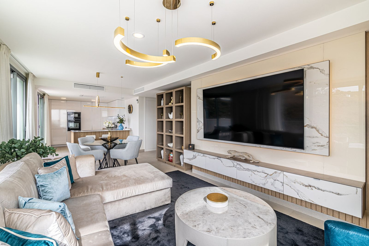 2 Bed Apartment for sale in Calanova Golf Costa Del Sol, Málaga, Spain