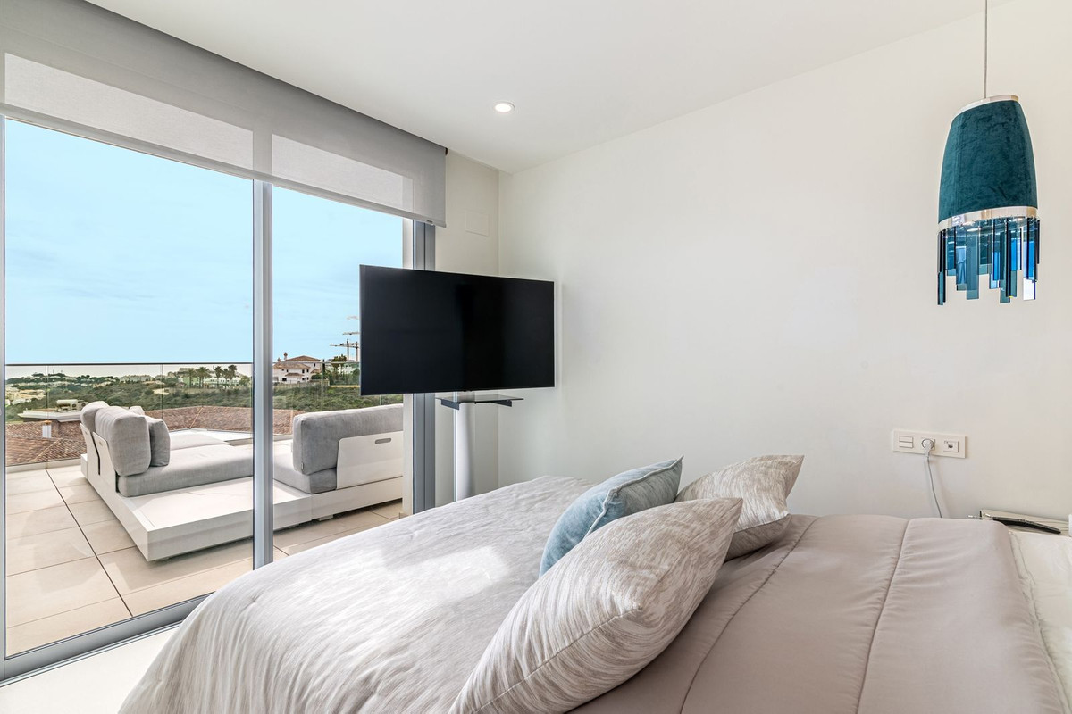 2 Bed Apartment for sale in Calanova Golf Costa Del Sol, Málaga, Spain
