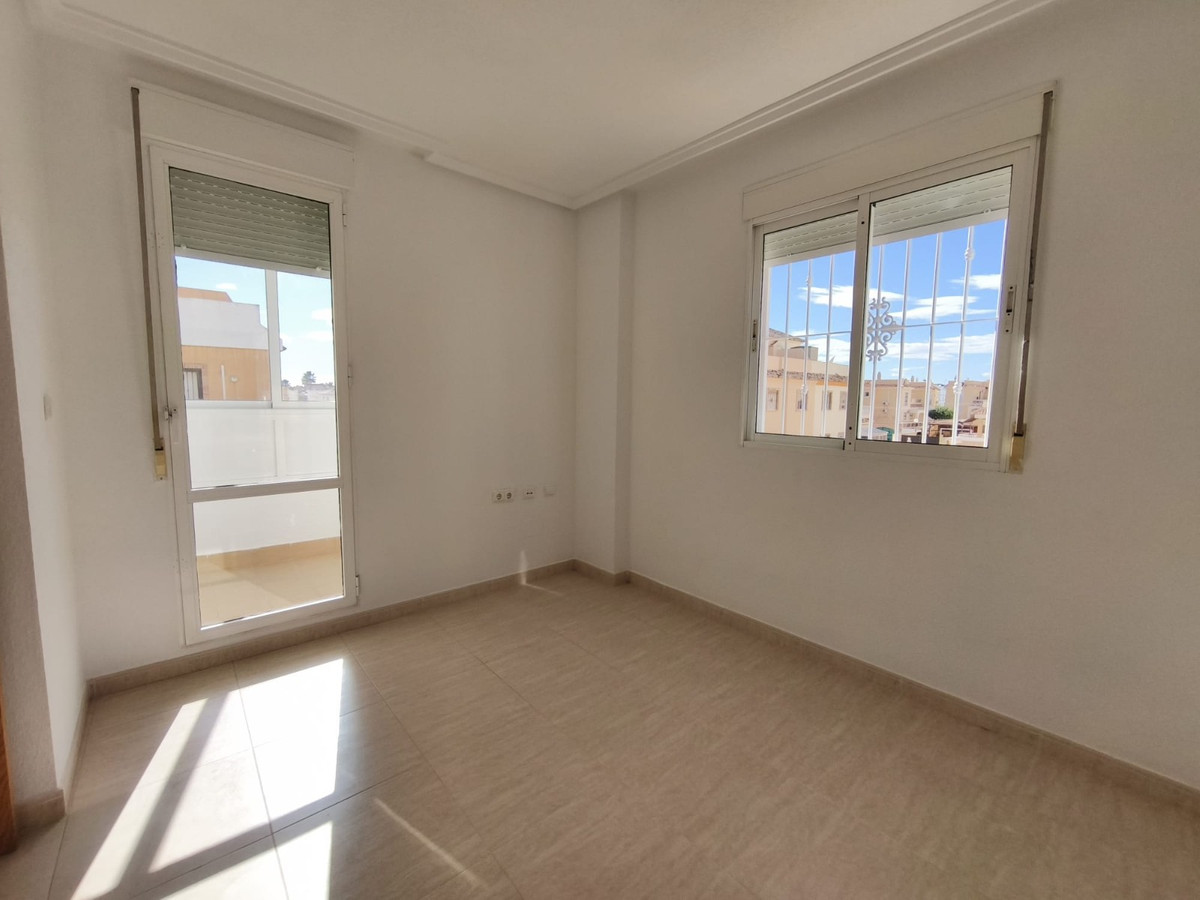 Se vende Villa - Chalet de 3 dormitorios en Costa Blanca, Alicante, España