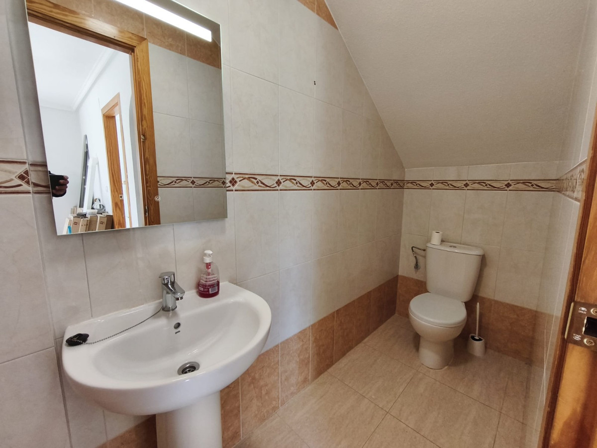 Se vende Villa - Chalet de 3 dormitorios en Costa Blanca, Alicante, España