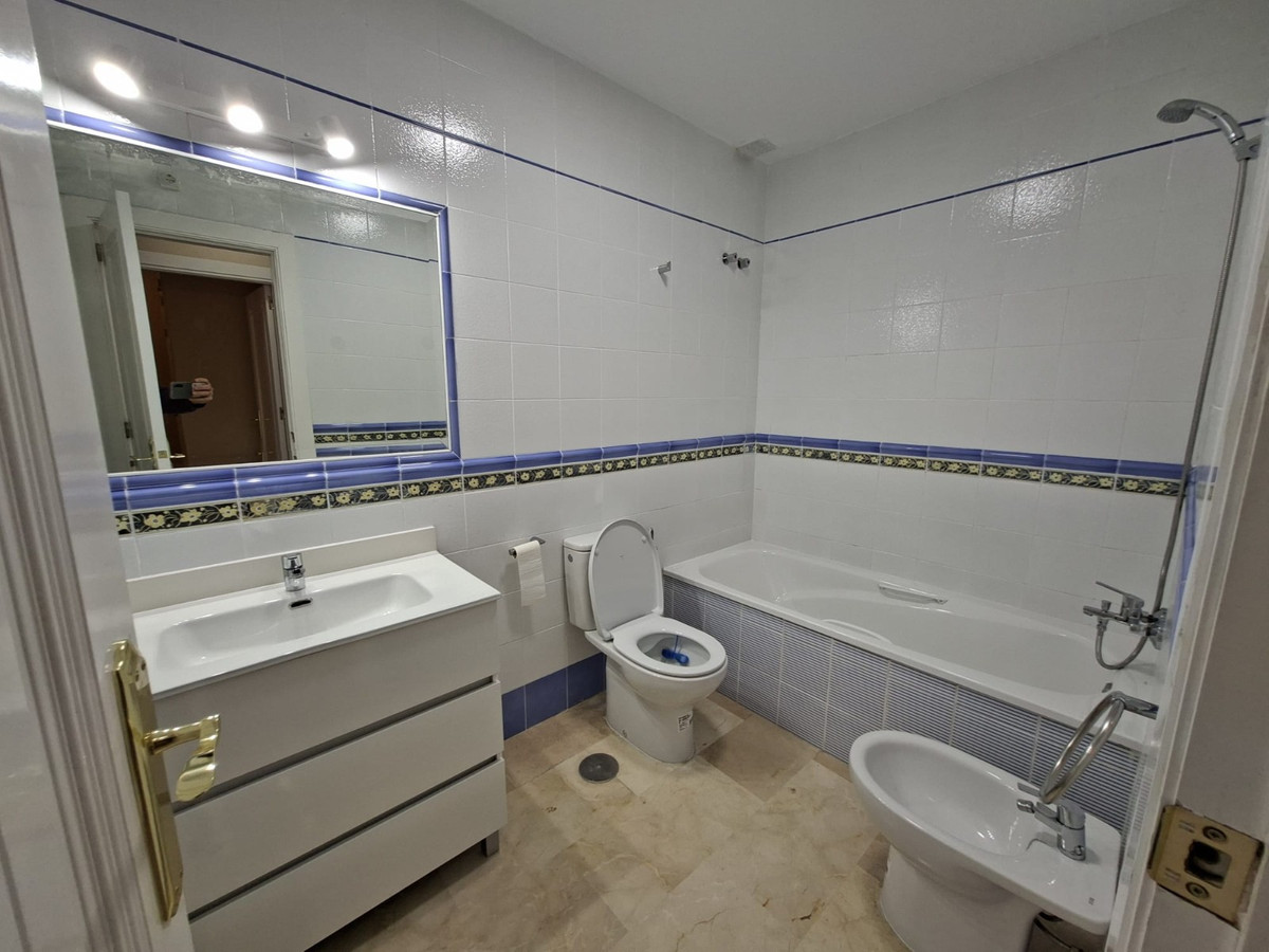 2 Bed Townhouse for sale in Villamartin Costa Blanca, Alicante, Spain