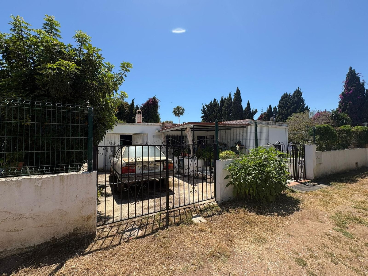 3 Bed Townhouse for sale in Elviria Costa Del Sol, Málaga, Spain