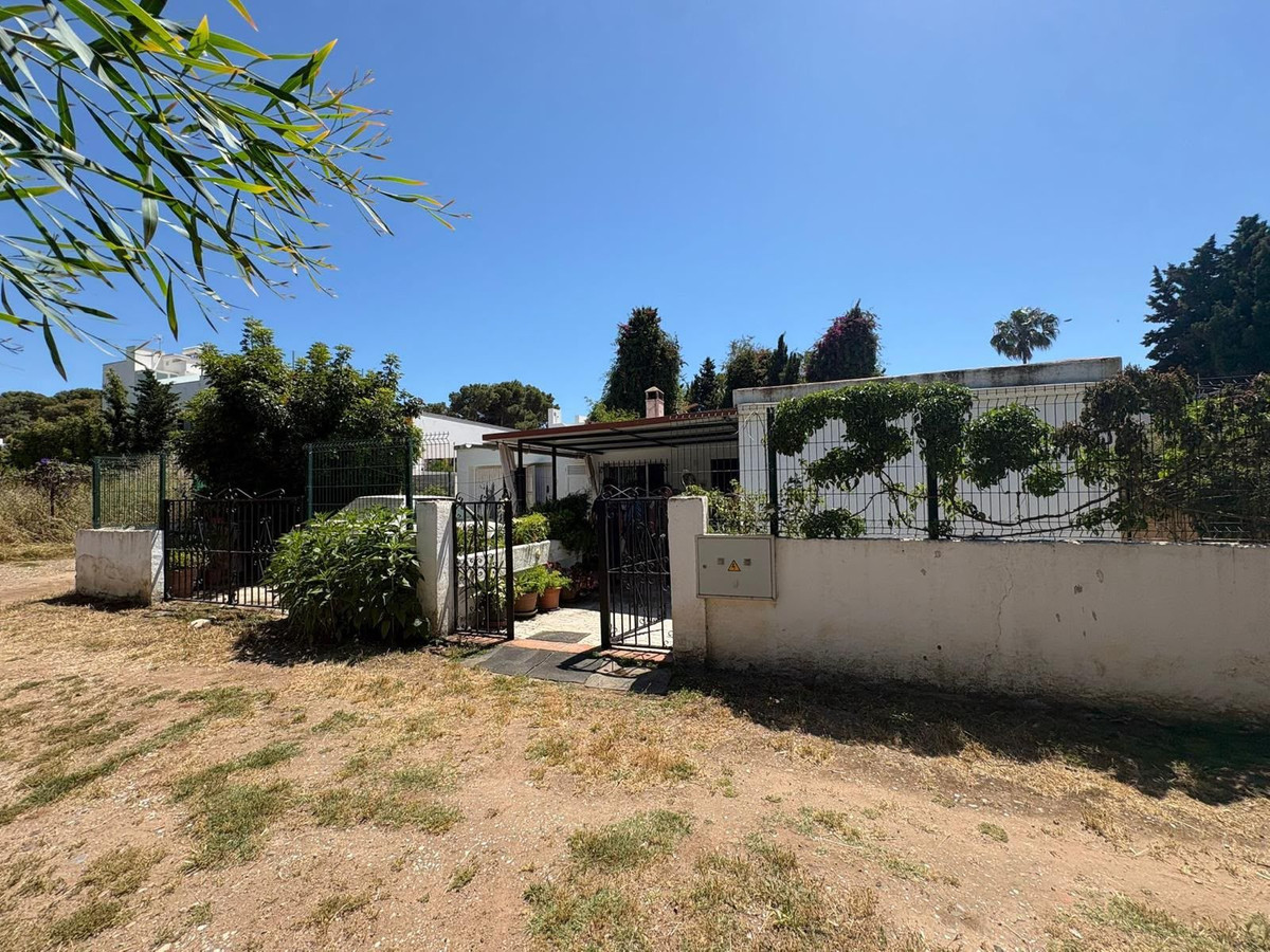 3 Bed Townhouse for sale in Elviria Costa Del Sol, Málaga, Spain