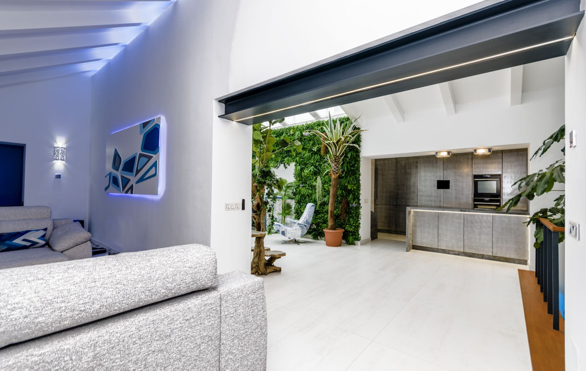 4 Bed Townhouse for sale in Estepona Costa Del Sol, Málaga, Spain