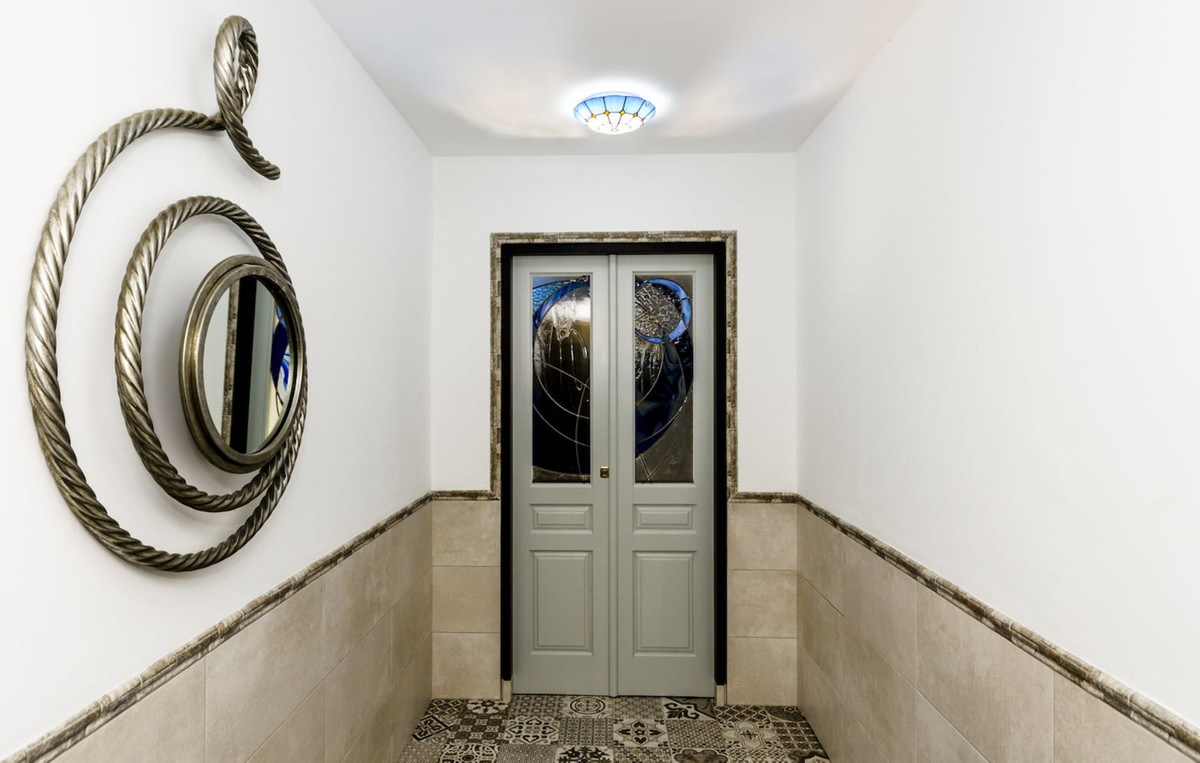 4 Bed Townhouse for sale in Estepona Costa Del Sol, Málaga, Spain