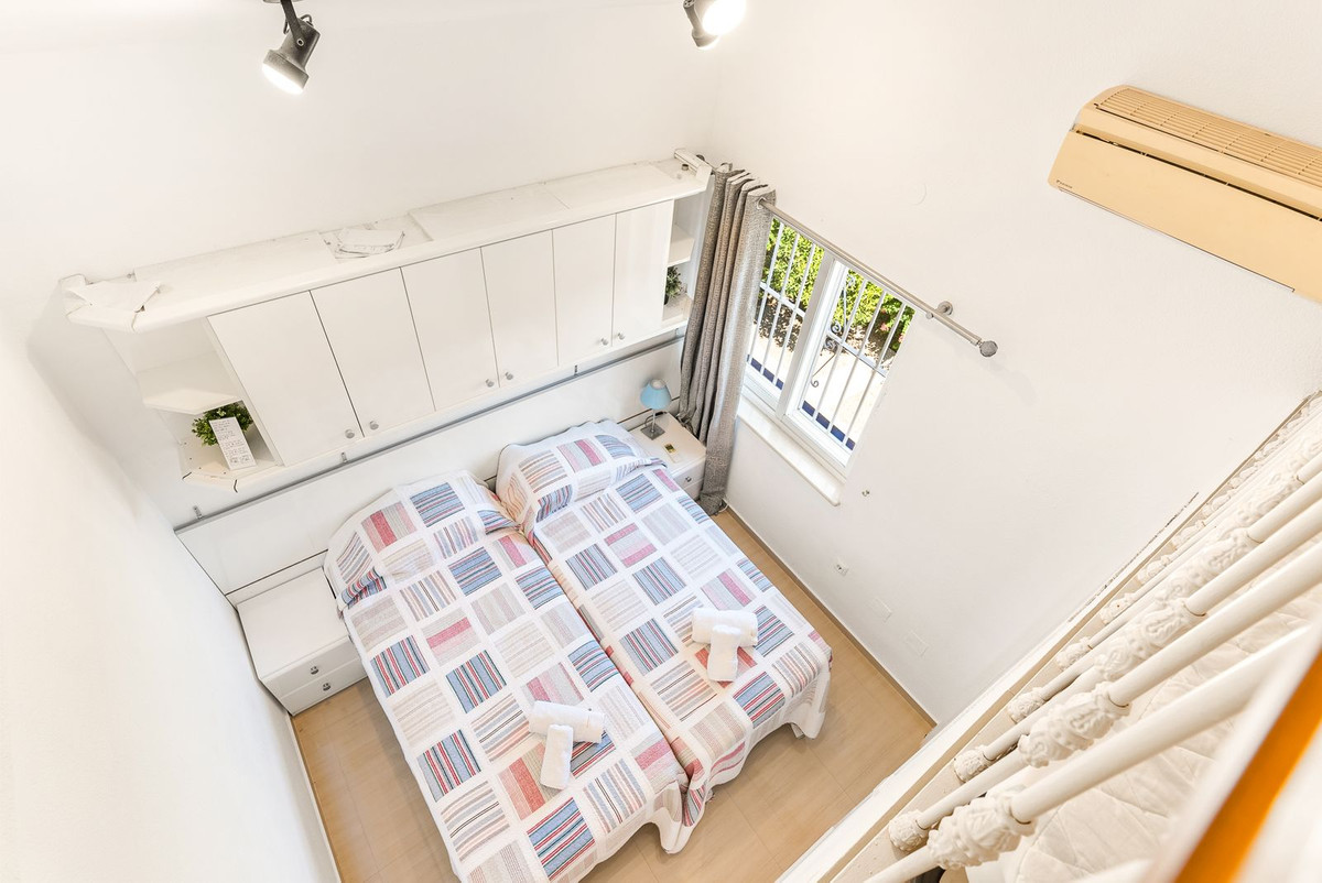 5 Bed Townhouse for sale in Calahonda Costa Del Sol, Málaga, Spain
