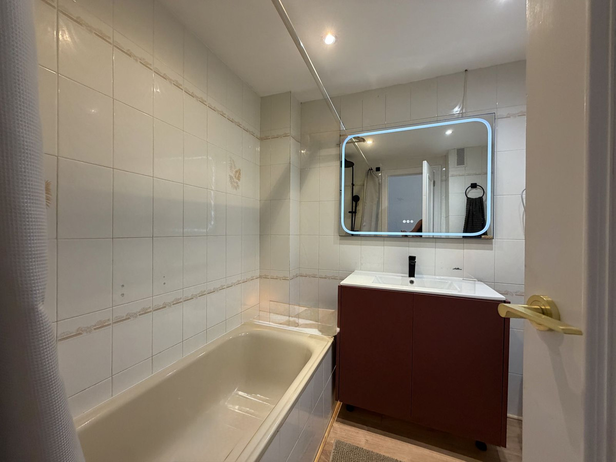 2 Bed Apartment for sale in Riviera Del Sol Costa Del Sol, Málaga, Spain