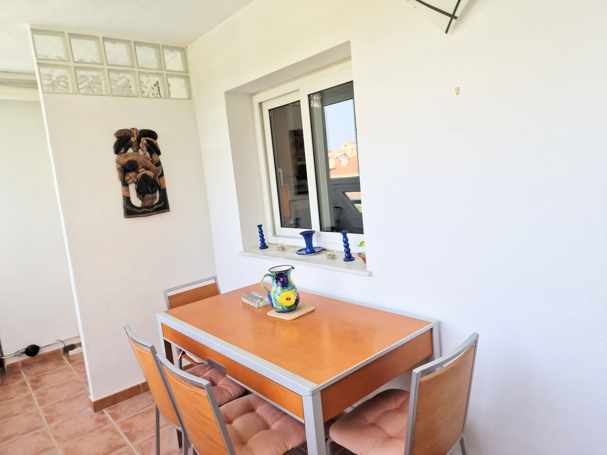 4 Bed Apartment for sale in La Carihuela Costa Del Sol, Málaga, Spain
