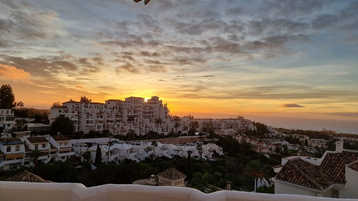 3 Bed Townhouse for sale in Calahonda Costa Del Sol, Málaga, Spain