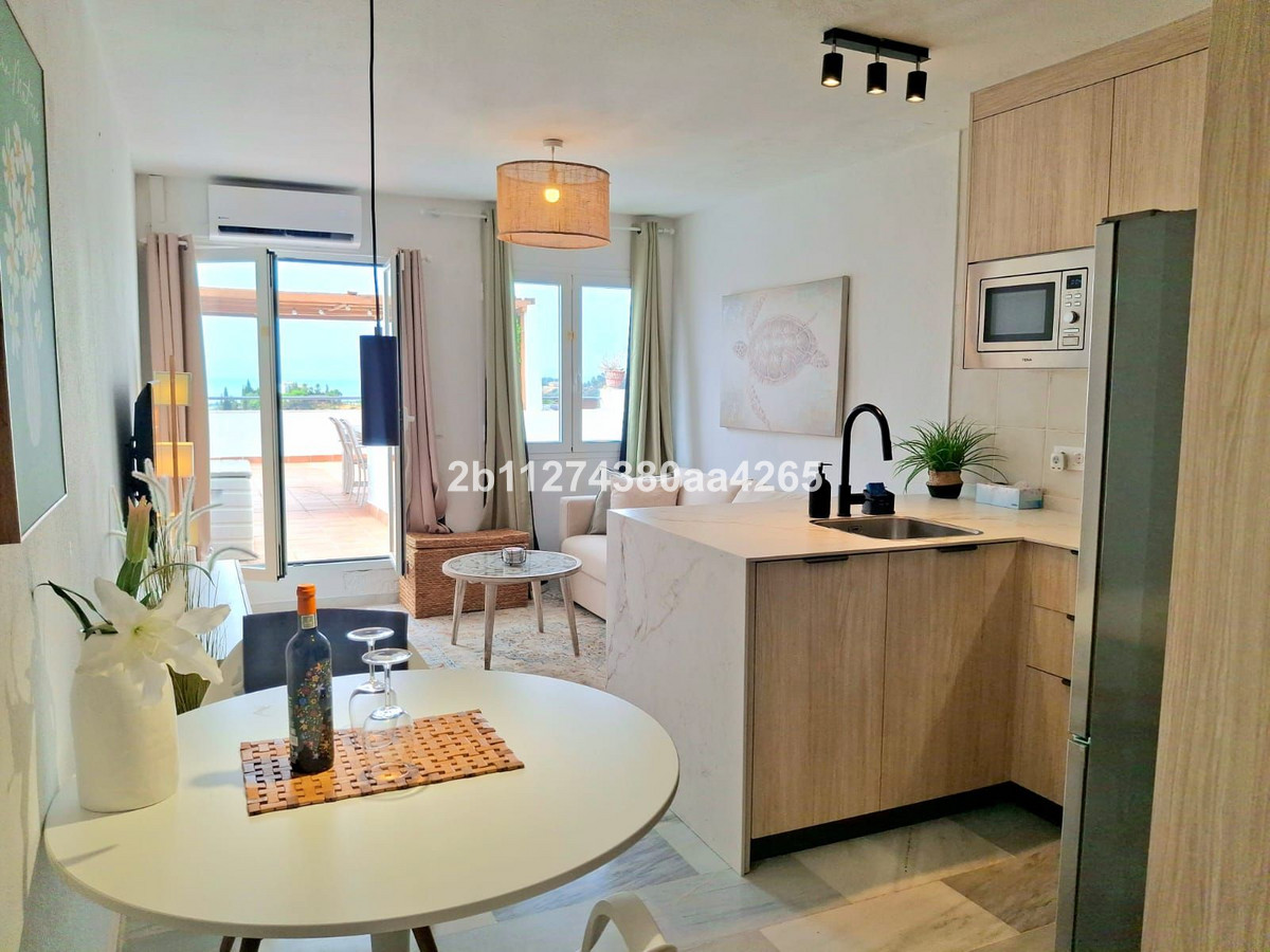 1 Bed Apartment for sale in Estepona Costa Del Sol, Málaga, Spain