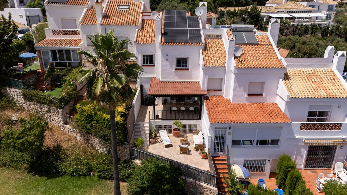 5 Bed Townhouse for sale in Benalmadena Pueblo Costa Del Sol, Málaga, Spain