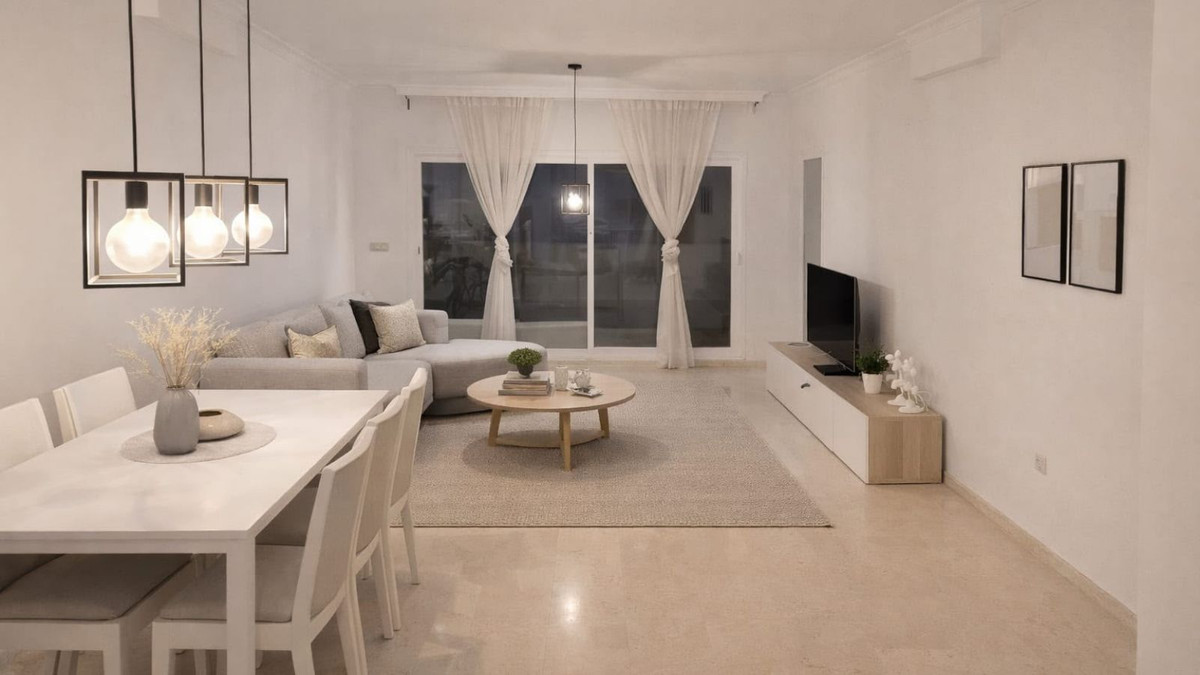 3 Bed Apartment for sale in Marbella Costa Del Sol, Málaga, Spain