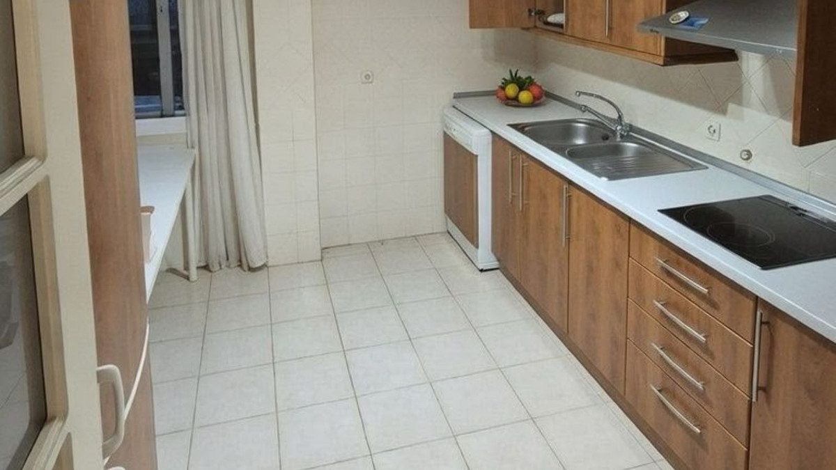 3 Bed Apartment for sale in Marbella Costa Del Sol, Málaga, Spain