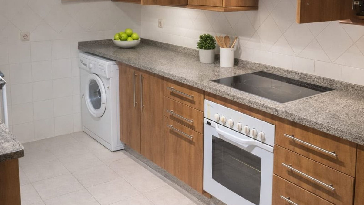 3 Bed Apartment for sale in Marbella Costa Del Sol, Málaga, Spain