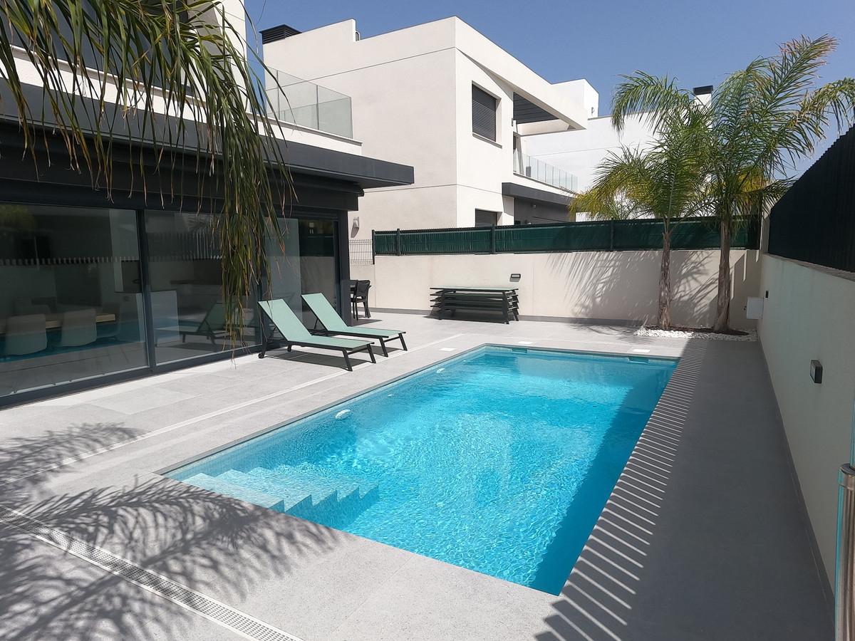 5 Bed Townhouse for sale in La Finca Golf Costa Blanca, Alicante, Spain
