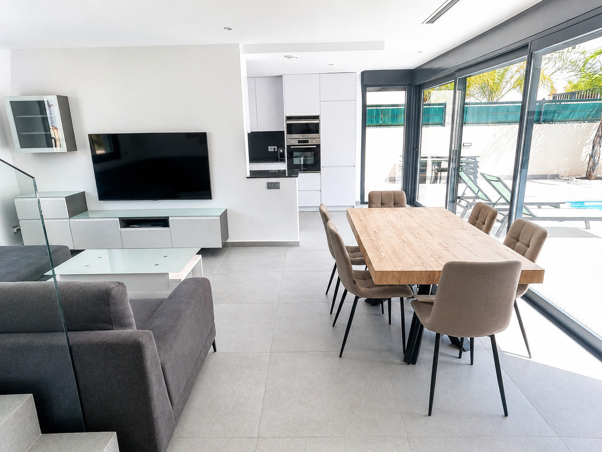 5 Bed Townhouse for sale in La Finca Golf Costa Blanca, Alicante, Spain