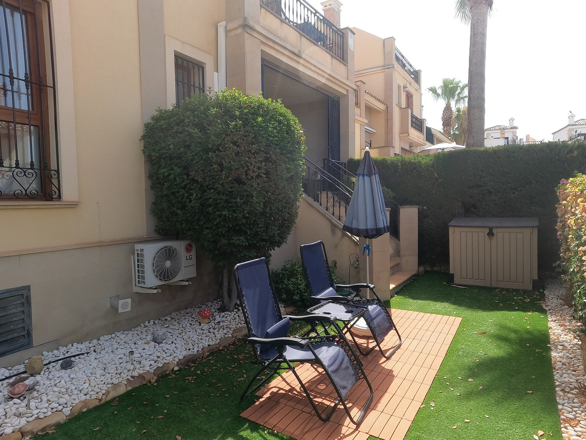 Se vende Apartamento Planta Baja de 2 dormitorios en Costa Blanca, Alicante, España