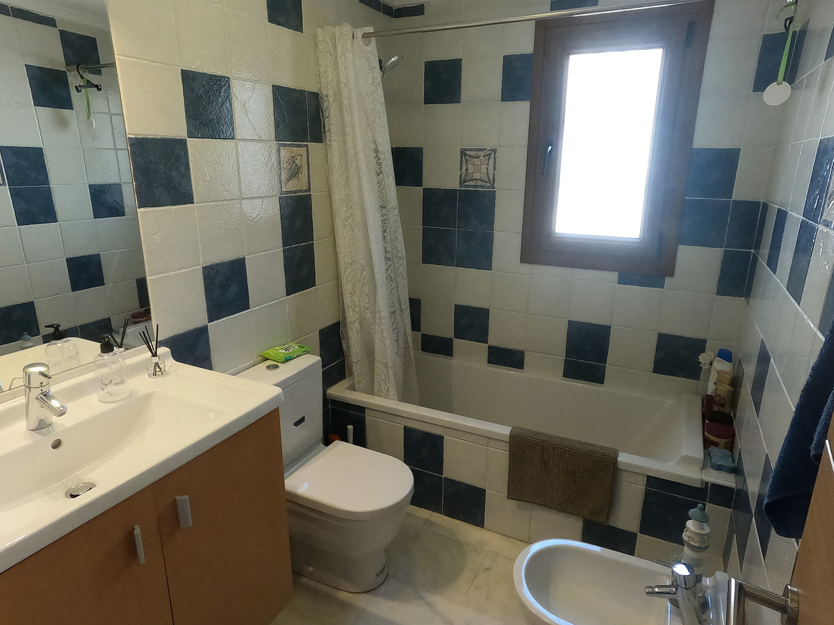 Se vende Apartamento Planta Baja de 2 dormitorios en Costa Blanca, Alicante, España